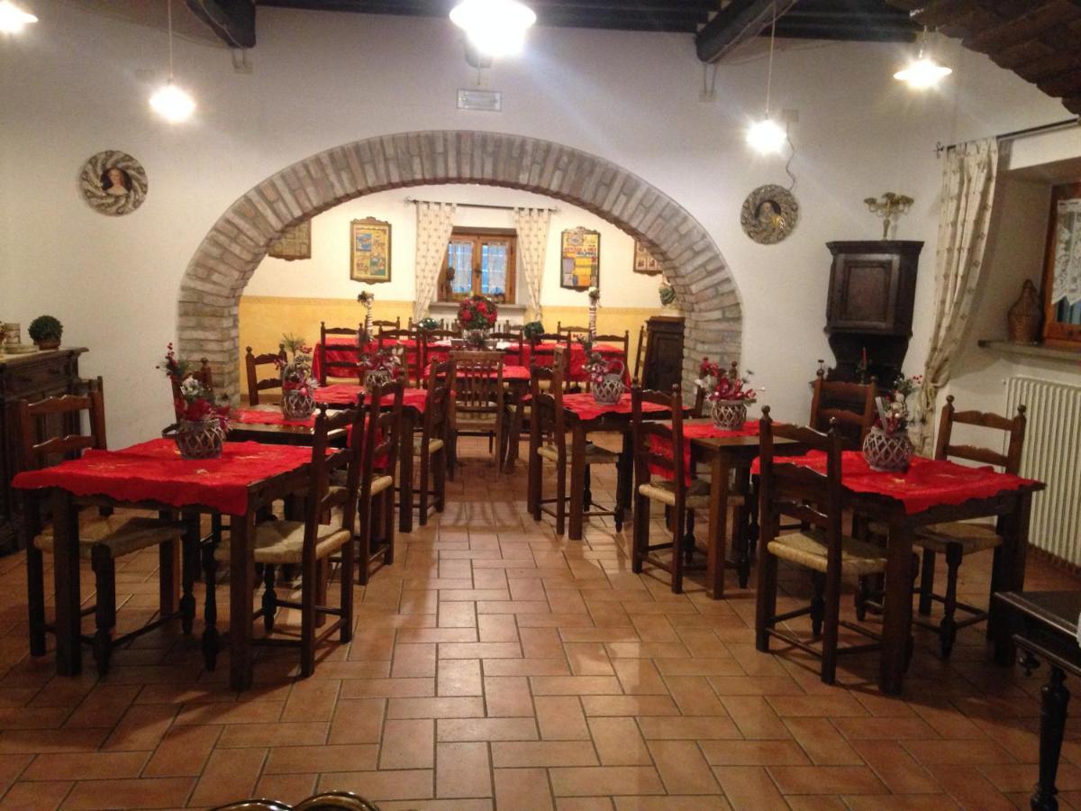 Agriturismo Casale Le Burgne Città di Castello Camera foto
